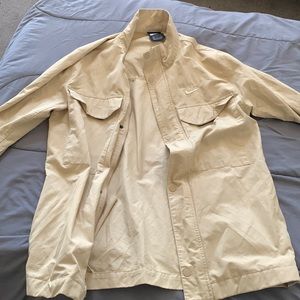 Nike windbreaker Medium size tan color it’s statement type of jacket